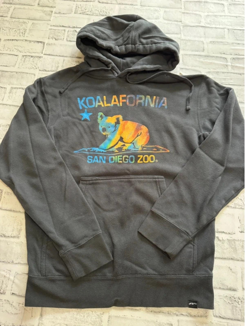Adult Koalafornia San Diego Zoo koala hoodie sweatshirt Small